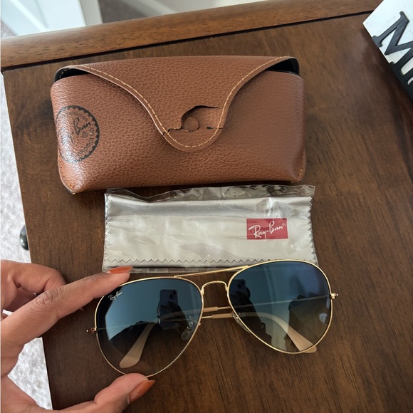 Ombré Ray-Ban Aviator Sunglasses with Case - Picture 1 of 3